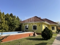 Vânzare casa familiala Bugyi, 171m2