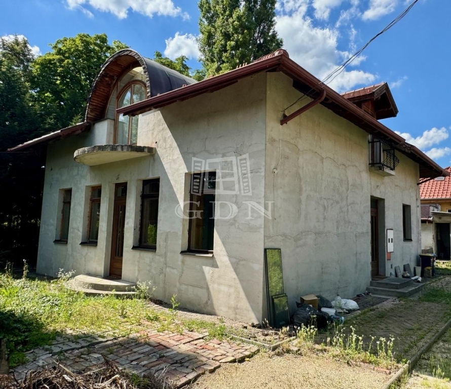 Vânzare Budapest XI. kerület Casa Familiala