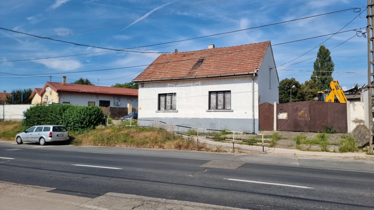 For rent Székesfehérvár Commercial - Commercial premises